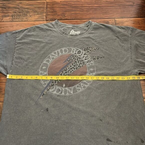 David Bowie Distressed Gray Graphic Shirt - Picture 5 of 9